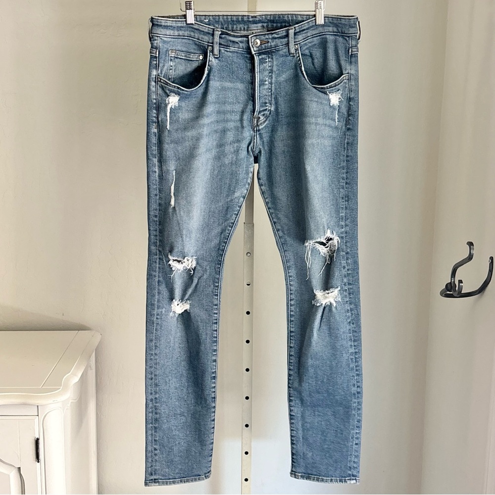 H&M Men’s Skinny Low Distressed Ripped Button Fly Jeans, Size 36/32